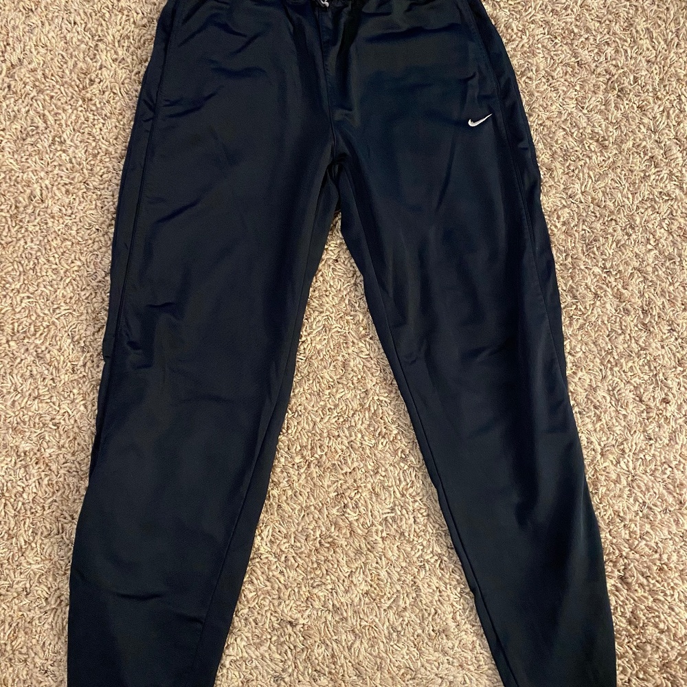 Nike - Classic Sweatpants